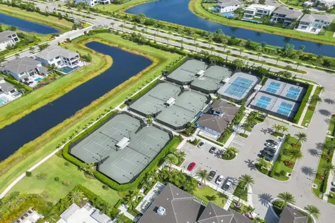 9052 Chauvet Way Boca Raton FL 33496