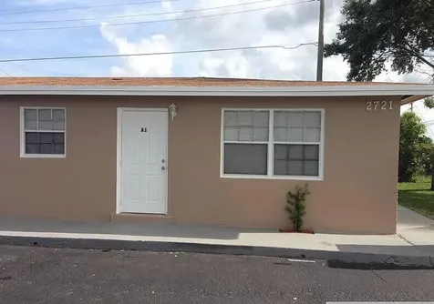 2721 Avenue Riviera Beach FL 33404