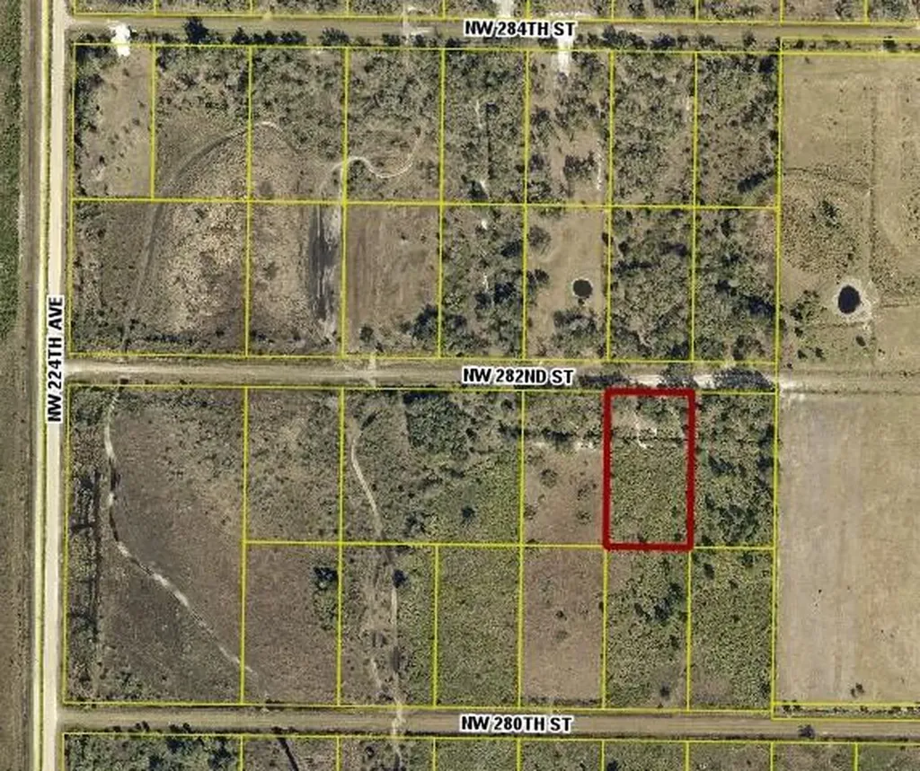 22084 NW 282nd Street Okeechobee FL 34972