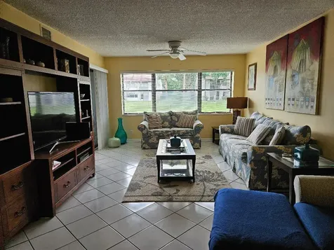 7706 Tahiti Lane Lake Worth FL 33467