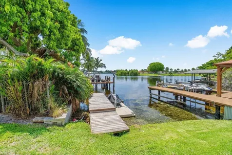 936 SW 38th Court Boynton Beach FL 33435