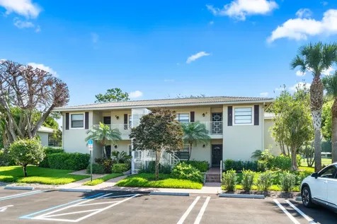 6 Stratford Drive Boynton Beach FL 33436