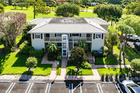 6 Stratford Drive Boynton Beach FL 33436