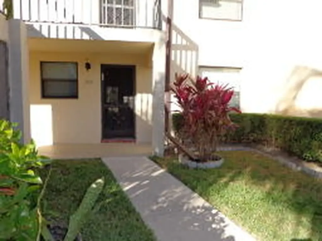 7149 Golf Colony Court Lake Worth FL 33467