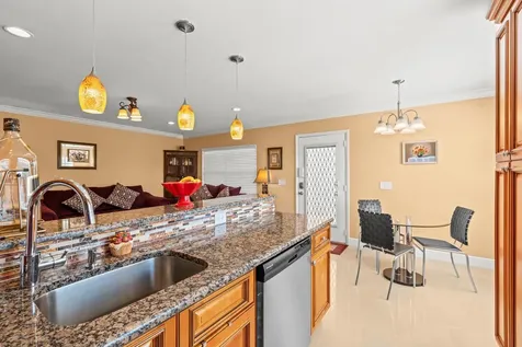 480 Flanders J Delray Beach FL 33484