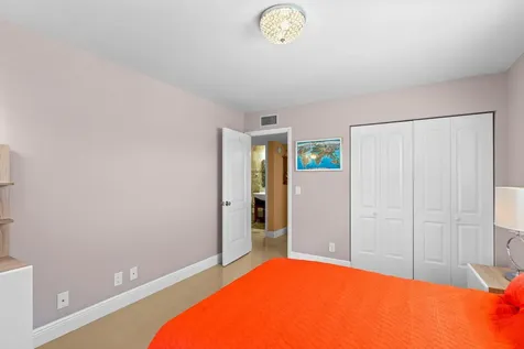 480 Flanders J Delray Beach FL 33484