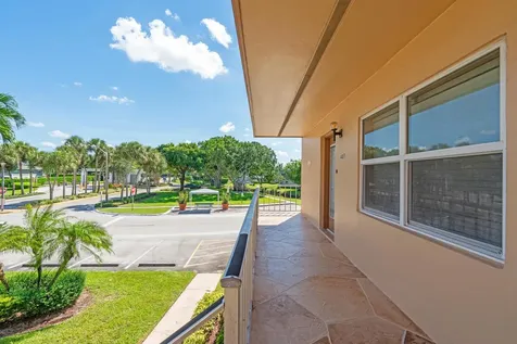 480 Flanders J Delray Beach FL 33484