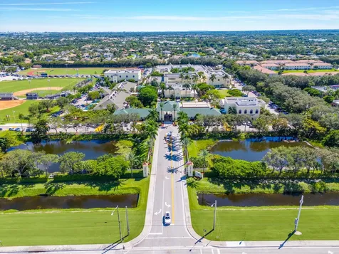 480 Flanders J Delray Beach FL 33484