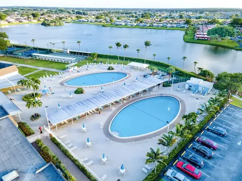 480 Flanders J Delray Beach FL 33484