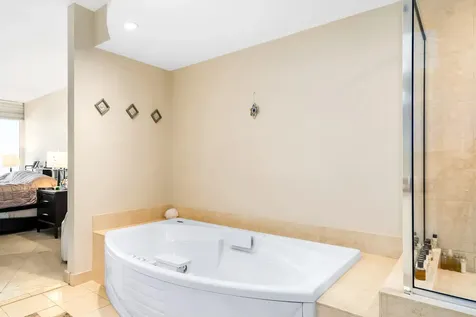 18911 Collins Avenue Sunny Isles Beach FL 33160