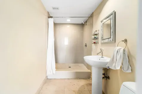 18911 Collins Avenue Sunny Isles Beach FL 33160