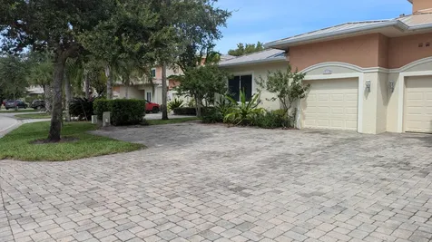 826 Middleton Drive Vero Beach FL 32962
