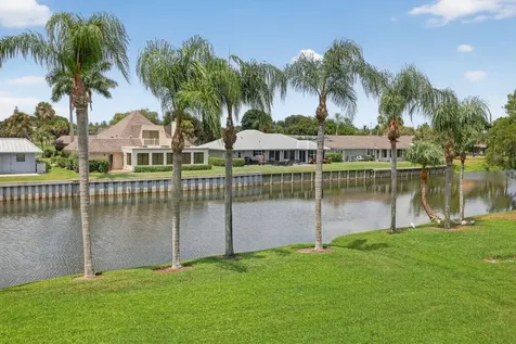 6101 Se Landing Way Stuart FL 34997
