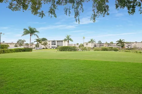 2581 N Garden Drive Lake Worth FL 33461
