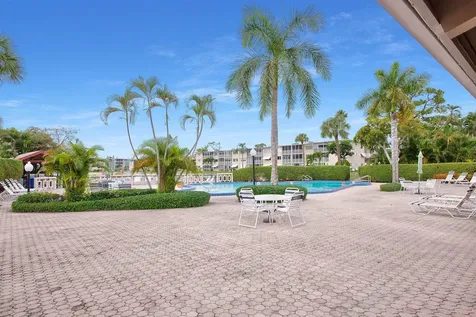 2581 N Garden Drive Lake Worth FL 33461