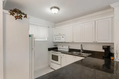 2581 N Garden Drive Lake Worth FL 33461