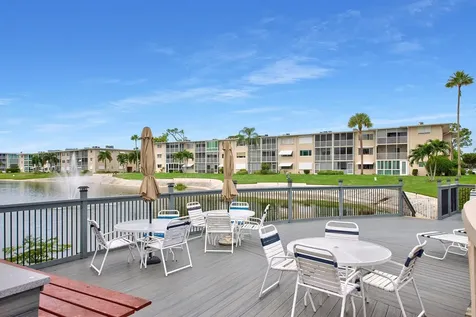2581 N Garden Drive Lake Worth FL 33461
