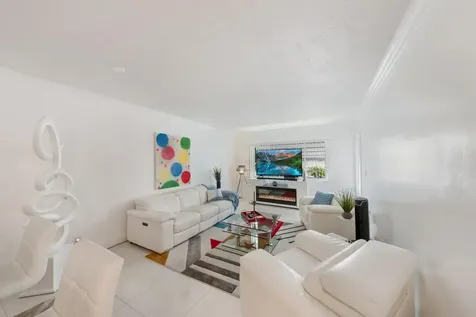 2581 N Garden Drive Lake Worth FL 33461