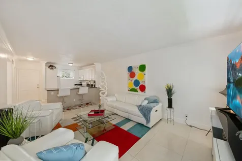 2581 N Garden Drive Lake Worth FL 33461