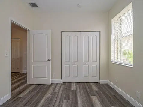 5605 Spanish River Road Fort Pierce FL 34951