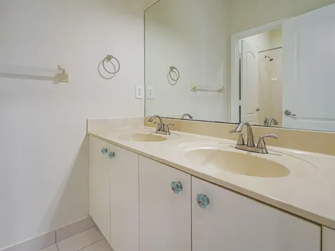 5605 Spanish River Road Fort Pierce FL 34951