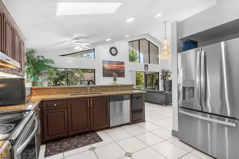 6335 Nw 52nd Street Coral Springs FL 33067