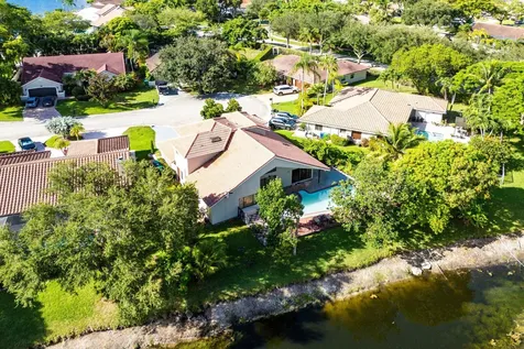 6335 Nw 52nd Street Coral Springs FL 33067