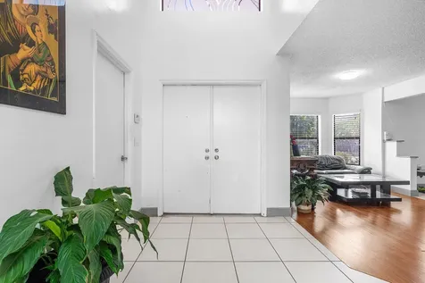 6335 Nw 52nd Street Coral Springs FL 33067