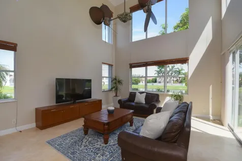 9891 Via Bernini Lake Worth FL 33467