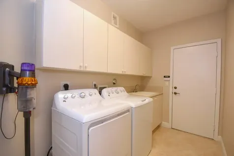 9891 Via Bernini Lake Worth FL 33467
