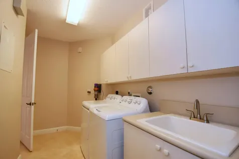 9891 Via Bernini Lake Worth FL 33467