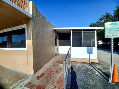 149 S Lake Avenue Pahokee FL 33476
