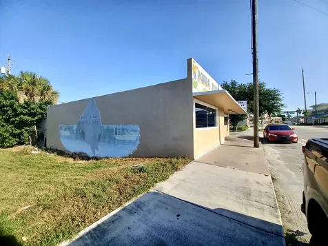 149 S Lake Avenue Pahokee FL 33476