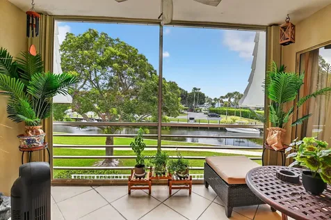 769 Jeffery Street Boca Raton FL 33487