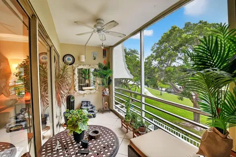 769 Jeffery Street Boca Raton FL 33487