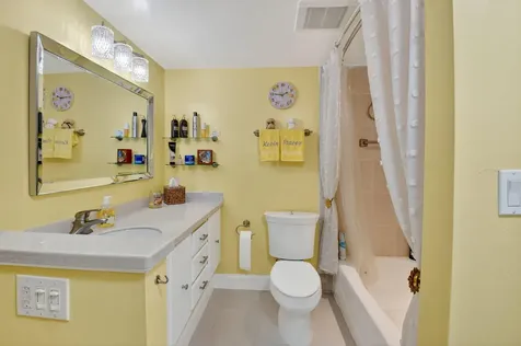 769 Jeffery Street Boca Raton FL 33487