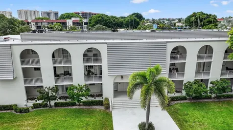 769 Jeffery Street Boca Raton FL 33487