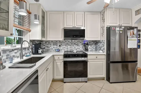 769 Jeffery Street Boca Raton FL 33487
