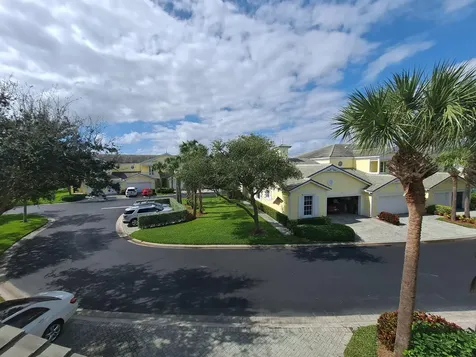 204 Shelley Lane Fort Pierce FL 34949