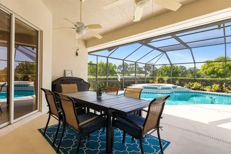 212 Sw Whitewood Drive Port Saint Lucie FL 34953