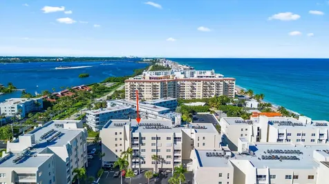 3520 S Ocean Boulevard South Palm Beach FL 33480