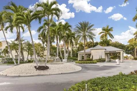 17 Royal Palm Way Boca Raton FL 33432