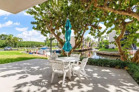 17 Royal Palm Way Boca Raton FL 33432