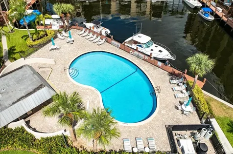 17 Royal Palm Way Boca Raton FL 33432