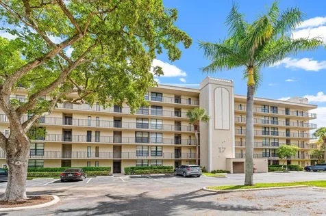 17 Royal Palm Way Boca Raton FL 33432