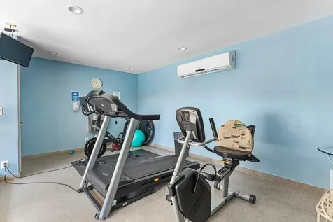 17 Royal Palm Way Boca Raton FL 33432