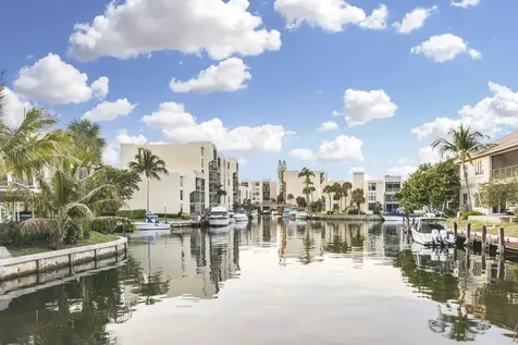 17 Royal Palm Way Boca Raton FL 33432