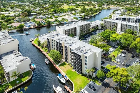 17 Royal Palm Way Boca Raton FL 33432