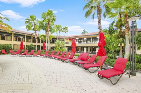 387 Prestwick Lane Palm Beach Gardens FL 33418