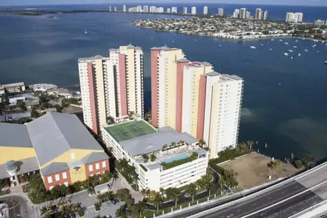 2650 Lake Shore Drive Riviera Beach FL 33404